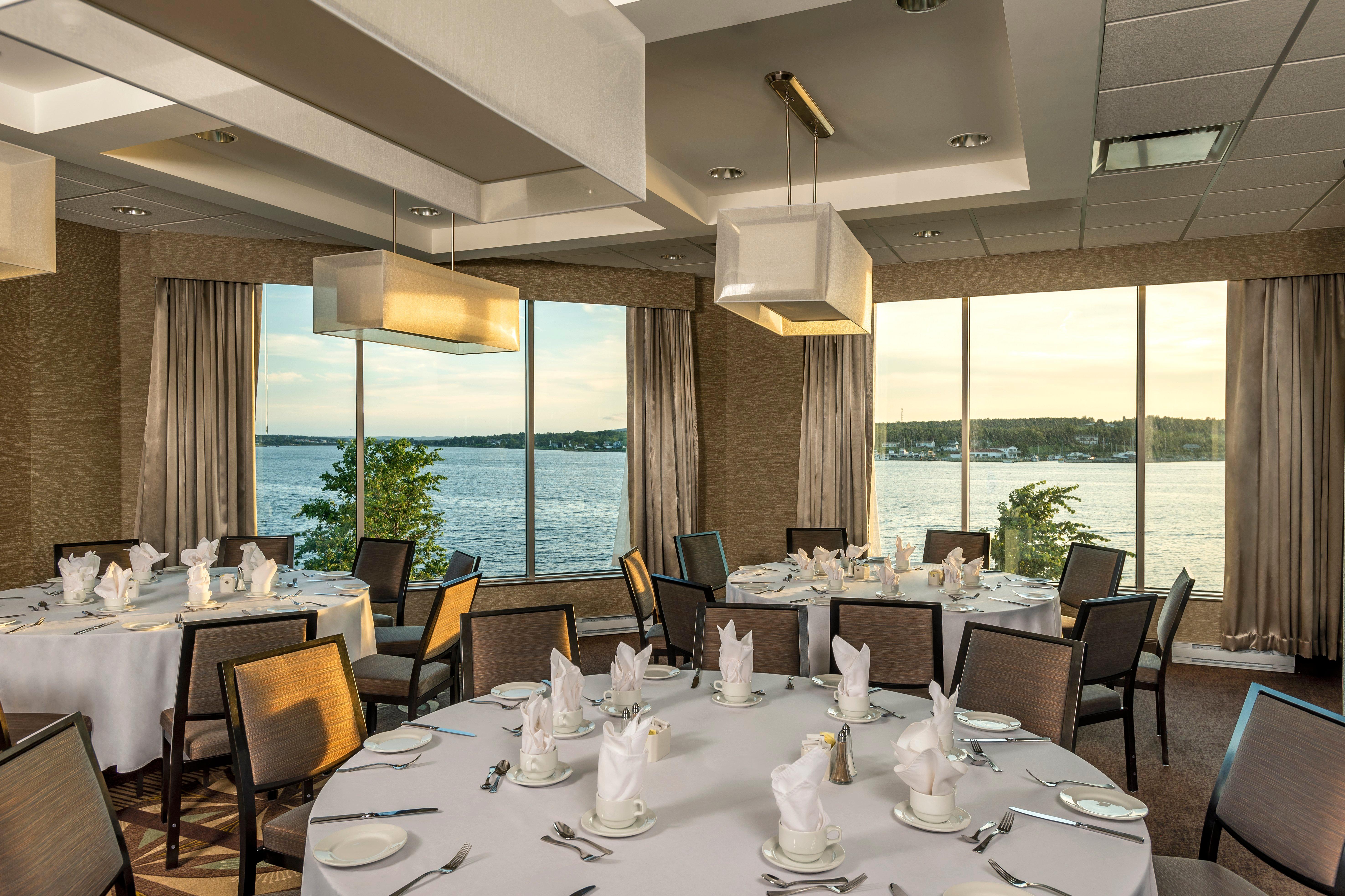 Holiday Inn Sydney - Waterfront, An Ihg Hotel Exterior photo